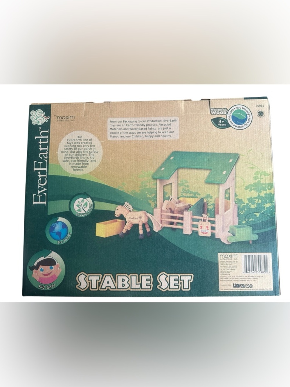 Ever Earth Natural Wood Stable Toy Set New in Box - Picture 2 of 2